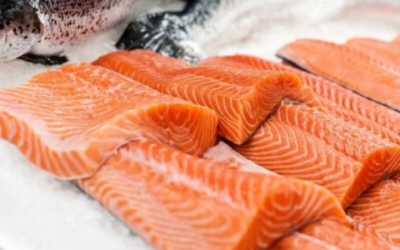 100g Cá Hồi Bao Nhiêu Protein? Tập Gym Ăn Cá Hồi Có Tốt Không?