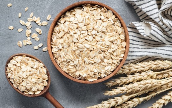 Tìm Hiểu Chi Tiết Trong 100g Yến Mạch Cán Dẹt Bao Nhiêu Calo?