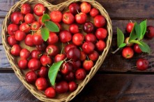 Sơ ri bao nhiêu calo ? Ăn Sơ ri có mập béo không?