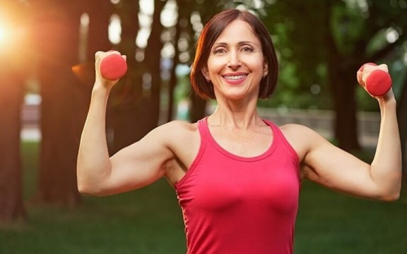 5+ Bài Tập Thể Dục Cho Tuổi Trung Niên Nâng Cao Sức Khoẻ