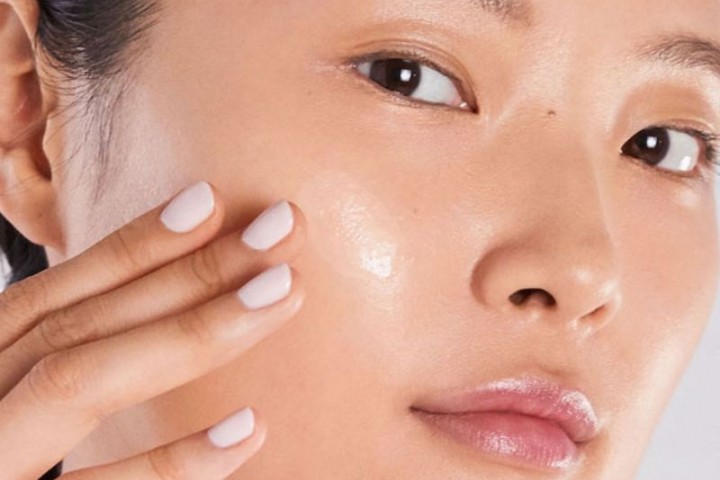 Cẩm Nang Các Bước Trang Điểm Cho Da Dầu Bền Lâu Cả Ngày 