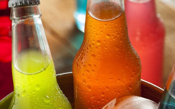 Lưu ý các loại nước ngọt không nên uống để tránh suy thận