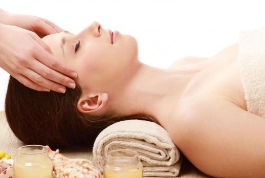 Cách massage đầu bằng tay đúng chuẩn spa ngay tại nhà