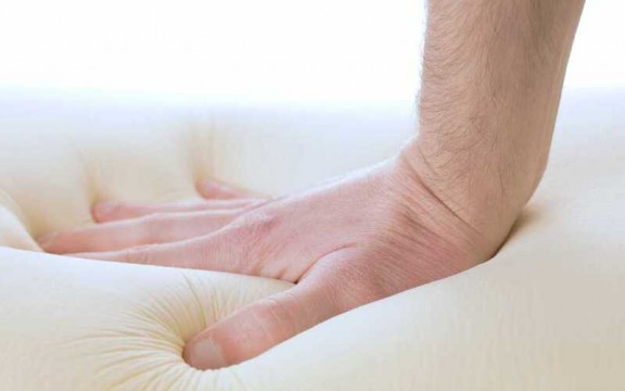 Tìm hiểu đặc điểm và ứng dụng của chất liệu Memory Foam là gì? 