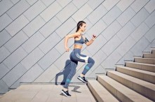 Giải Đáp Chi Tiết: Thói Quen Leo Cầu Thang Có Tốt Không?