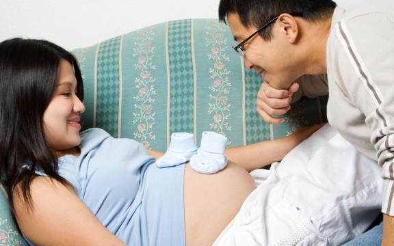 Massage Chân Cho Bà Bầu: Lợi Ích, Cách Thực Hiện, Lưu Ý