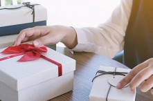 Danh Sách Quà Tặng Nhân Viên Dưới 3 Triệu Theo Từng Dịp