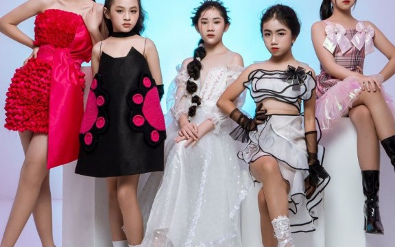 Hướng dẫn cách trang điểm đi diễn văn nghệ cho học sinh