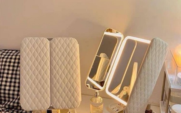 Gương LED nội địa Trung: Giá rẻ nhưng có nên mua?