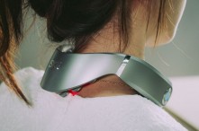 5 Lý Do Nên Sử Dụng Máy Mát Xa Cổ SKG 