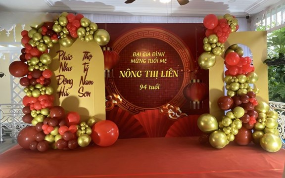 7 Món quà mừng thọ 70, 80, 90 tuổi ý nghĩa, thiết thực nhất cho ông bà cha mẹ