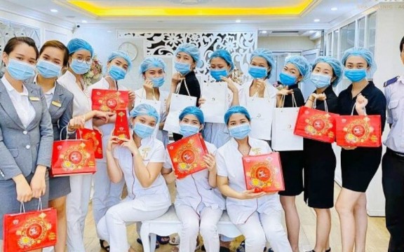 TOP quà tặng dành cho nhân viên thẩm mỹ được ưa chuộng nhất
