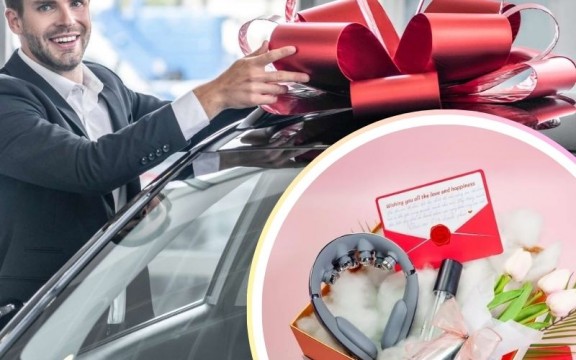 Lựa chọn quà tặng đại lý ô tô cho khách hàng sang trọng và thiết thực