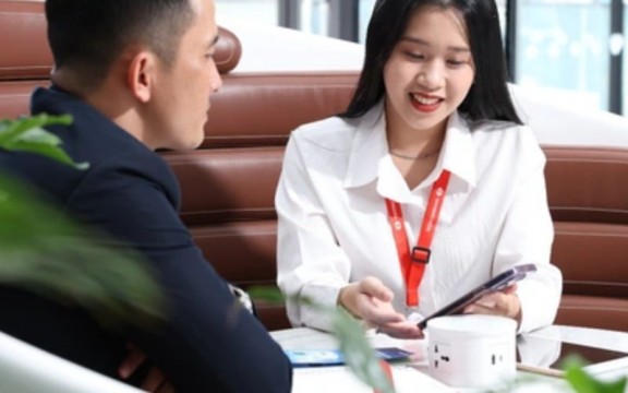 Bí quyết lựa chọn quà tặng khách hàng đầu tư tài chính phù hợp dành cho doanh nghiệp