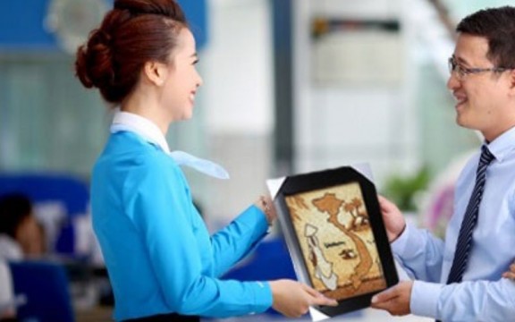 Cách lựa chọn quà tặng khách hàng mua sỉ để tăng doanh số hiệu quả