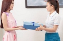 Khám phá những mẫu quà tặng khách hàng vàng sang trọng khẳng định đẳng cấp doanh nghiệp