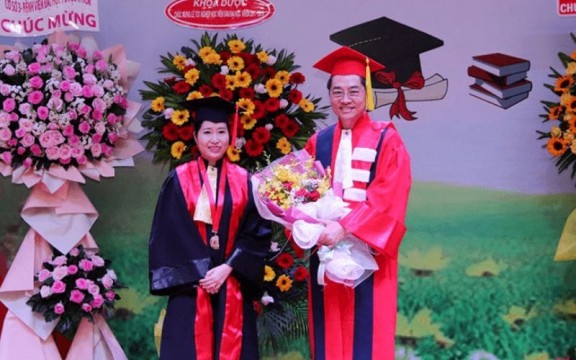 5 lựa chọn quà tặng ngày kỷ niệm thành lập trường từ KATA Technology