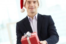 Những món quà tặng ngày lễ Giáng Sinh ý nghĩa dành cho nhân viên