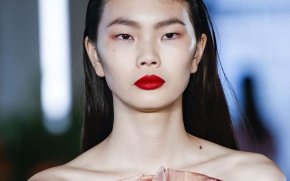 Những layout trang điểm fashion runway ấn tượng