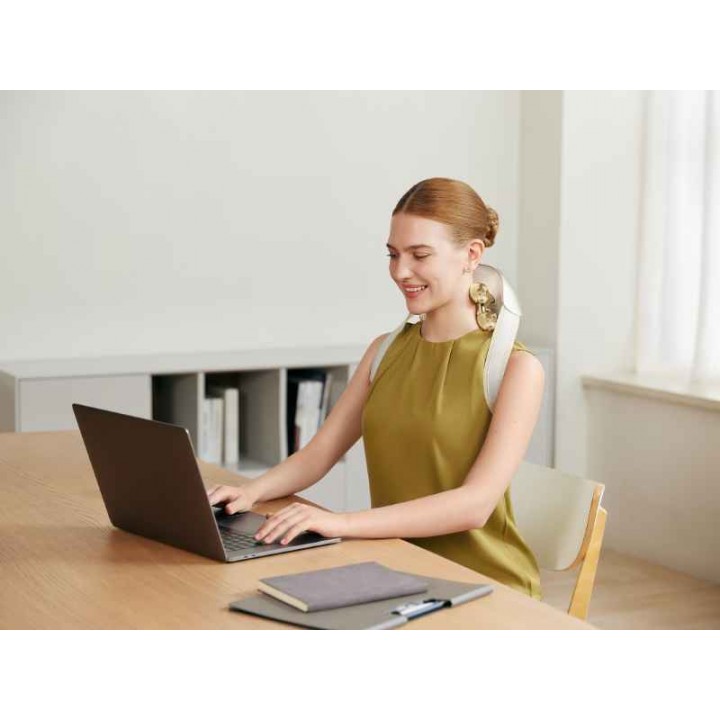 máy massage cổ vai gáy SKG H7 Ultra E tích hợp nhiều chức năng