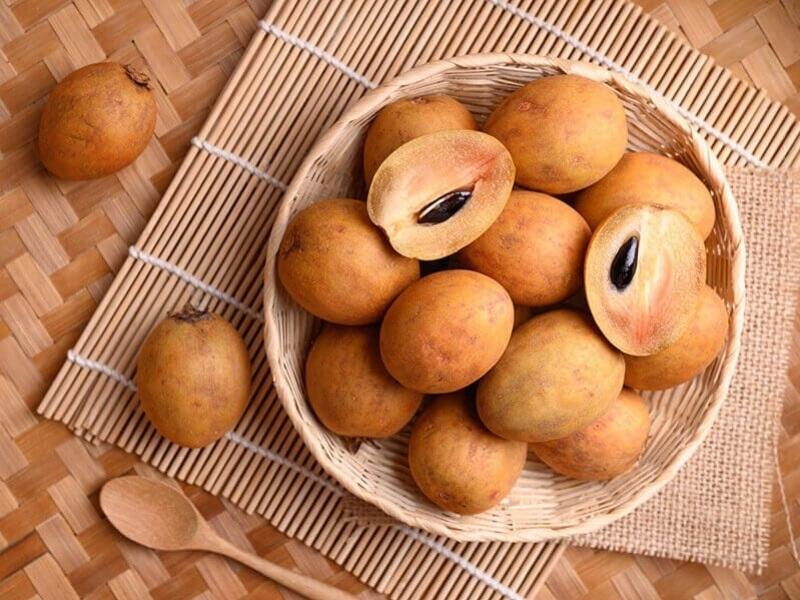 hồng xiêm, chôm chôm, nhãn hay lựu cũng thuộc nhóm trái cây có lượng calo tương đối cao