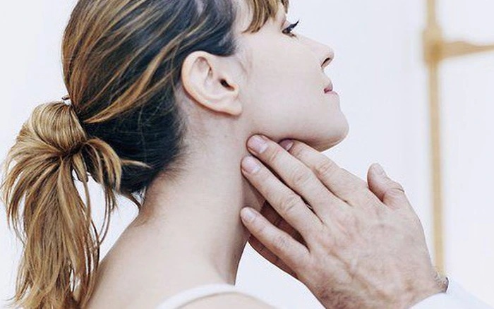 Các vị trí đau ở cổ cũng có thể là biểu hiện của hạch cổ
