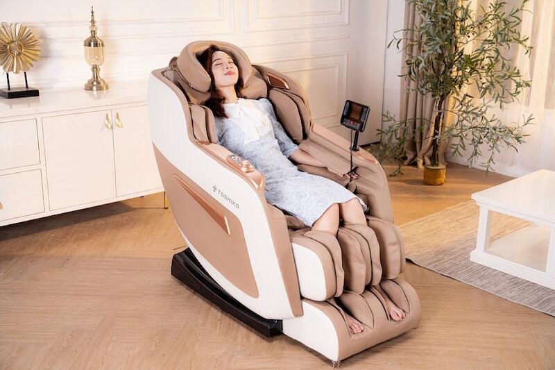 Nên đợi ít nhất từ 1 tiếng đến 1.5 tiếng sau bữa ăn chính mới ngồi ghế