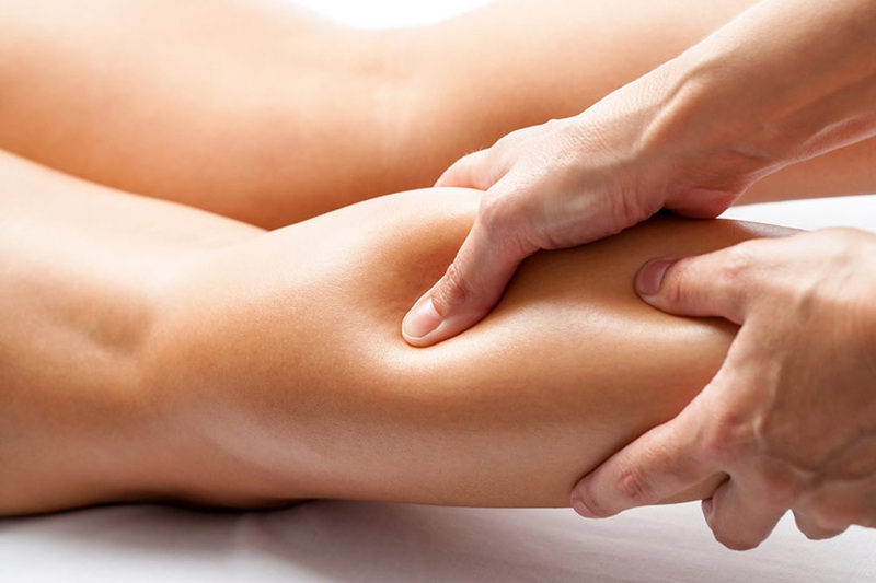 Cách day bấm huyệt thừa sơn