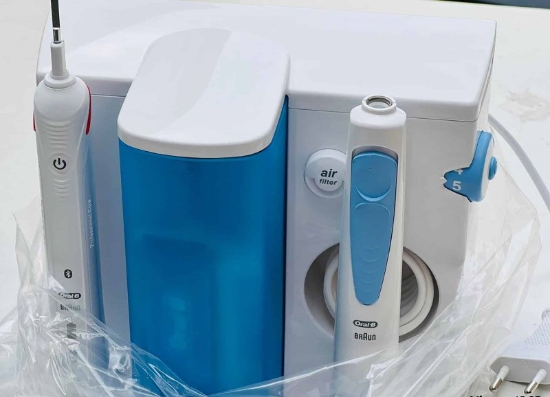Máy tăm nước Oral-B Braun Professional Care WaterJet
