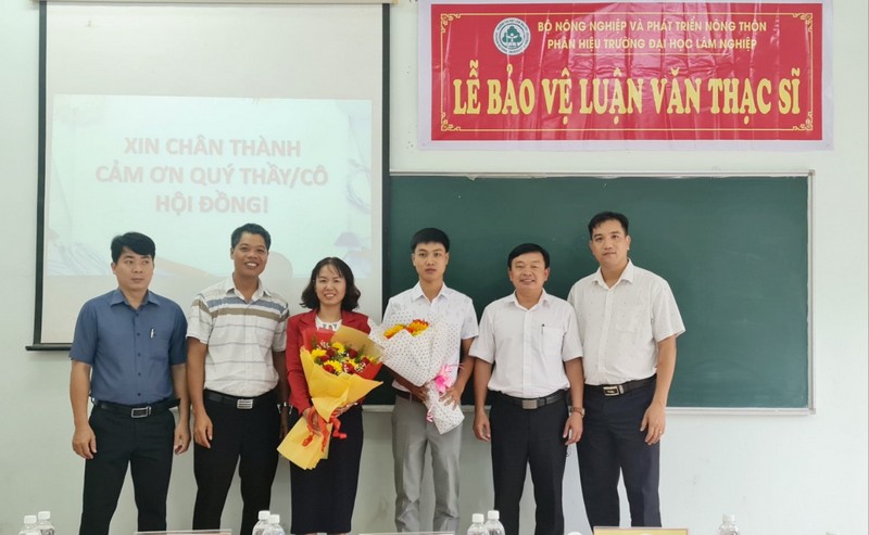 Để chọn quà tặng lễ tốt nghiệp phù hợp, người tặng cần hiểu đúng nhu cầu thực tế của người nhận thay vì chọn theo cảm tính.