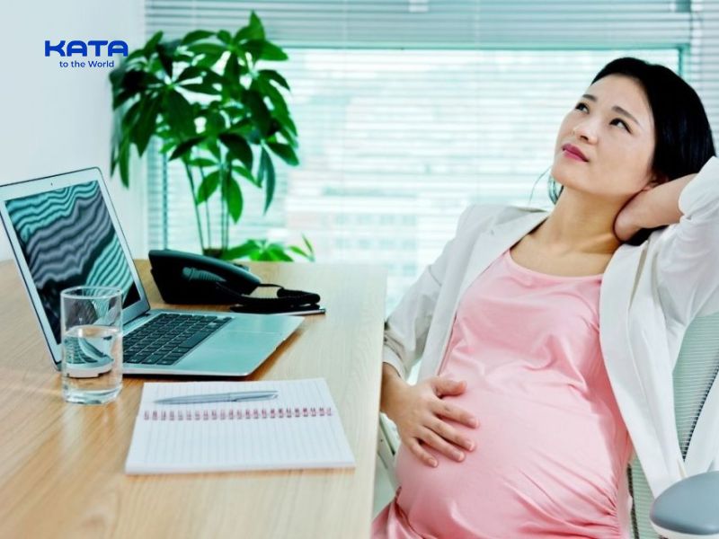 Bà bầu có thể xoa bóp vai nhẹ nếu cơ thể khỏe mạnh