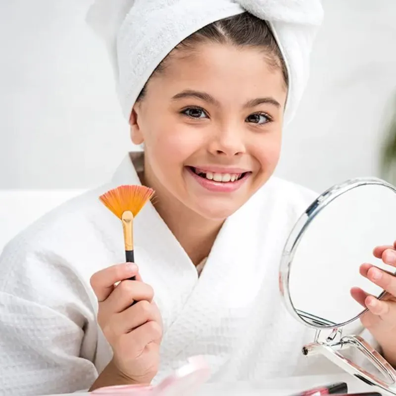 Nên chú ý về độ tuổi khi bắt đầu trang điểm 