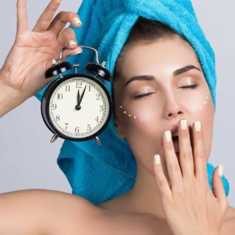 Làn da sẽ hấp thụ dưỡng chất tốt hơn vào ban đêm