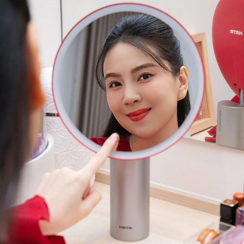 Chị em nên chọn gương KATA để thực hiện các bước dưỡng da ban đêm dễ dàng