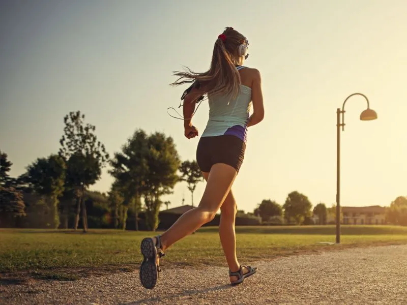 Thực hiện sải chân nhỏ