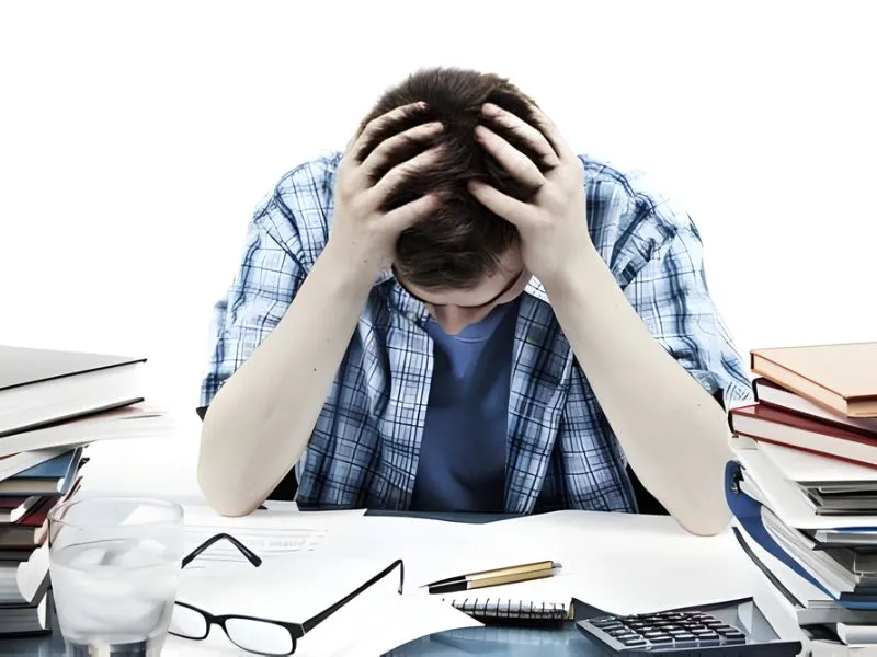 Lo lắng kéo dài và suy nghĩ tiêu cực