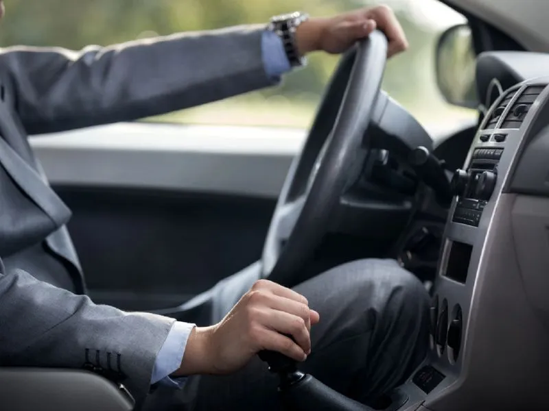 Bí quyết cách giảm mỏi chân khi lái xe hiệu quả