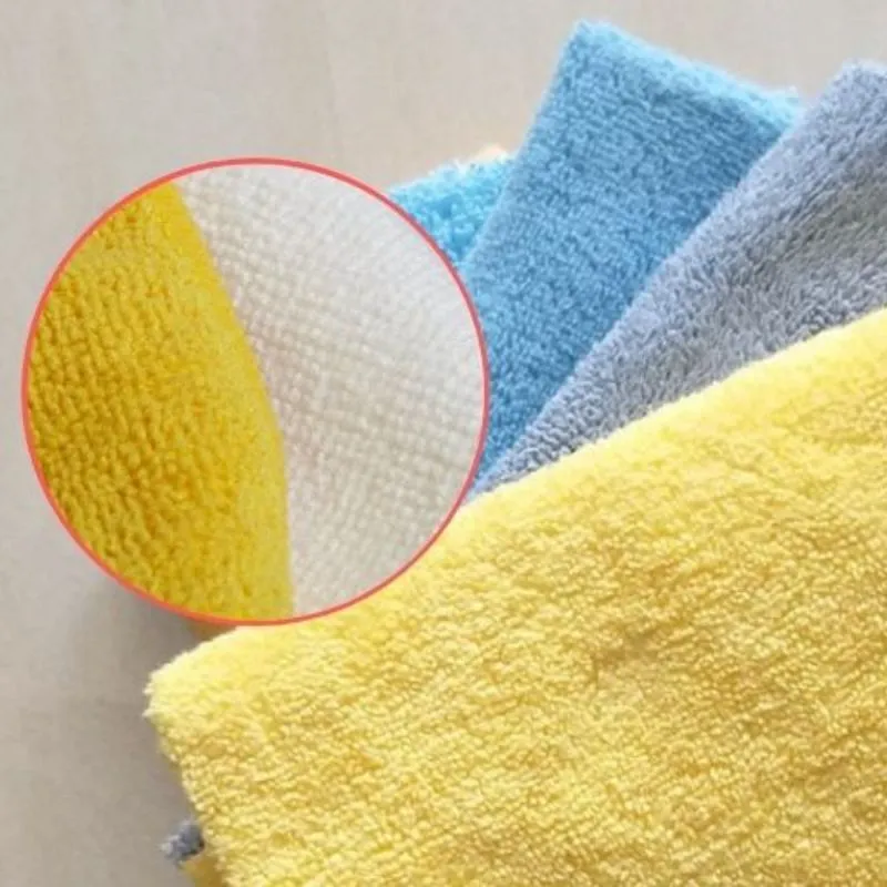 nên sử dụng khăn microfiber