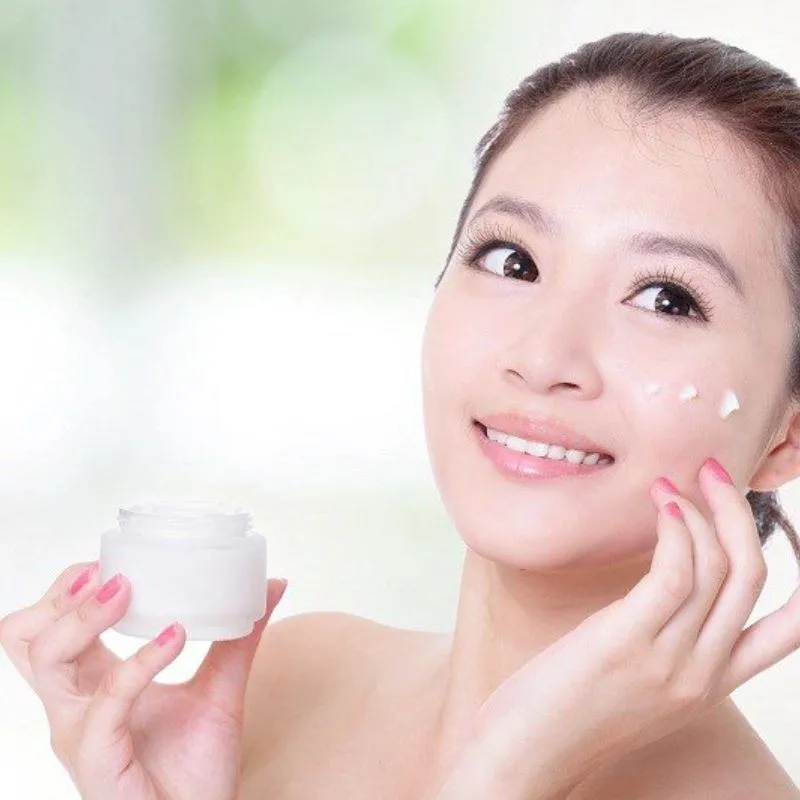 Kem dưỡng da là vật bất ly thân