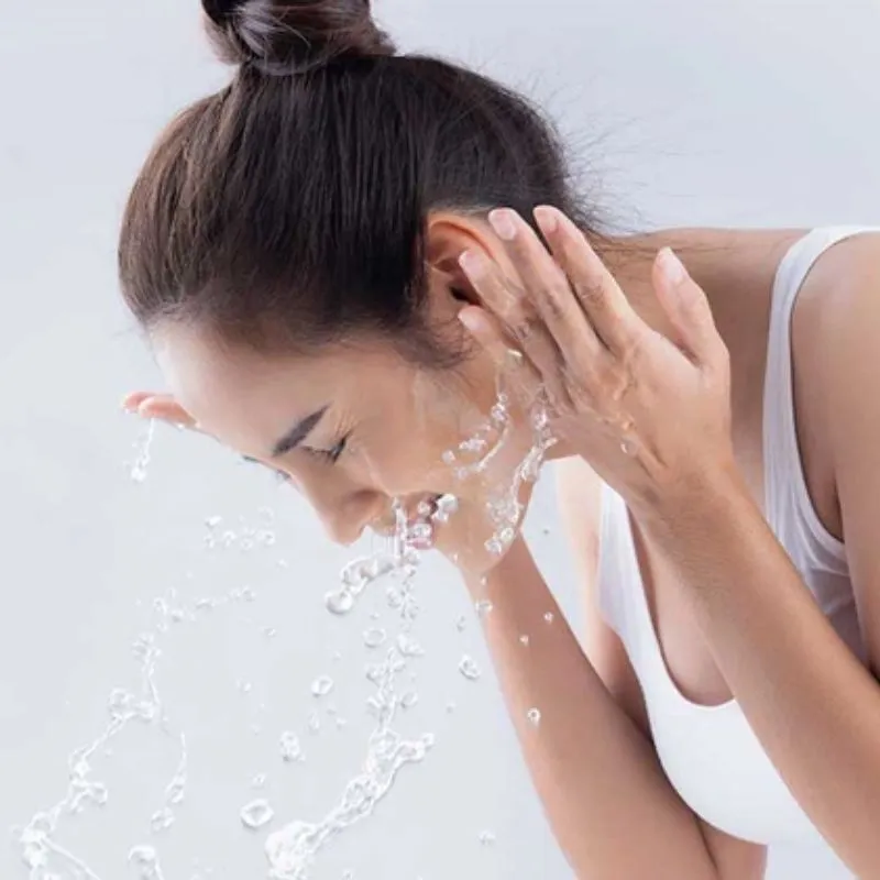 Rửa mặt và làm sạch da