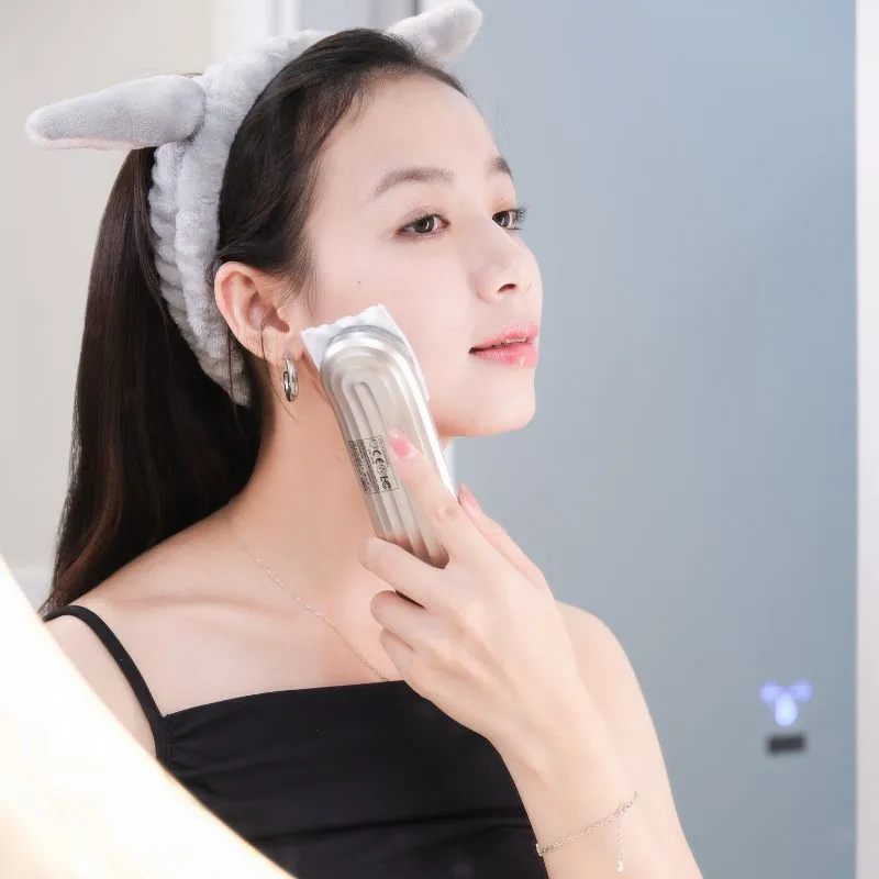 Sử dụng thiết bị công nghệ nâng cao hiệu quả dưỡng da