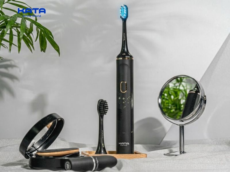 Vết mốc bám ở ngoài thân máy, có thể lau sạch và dùng được