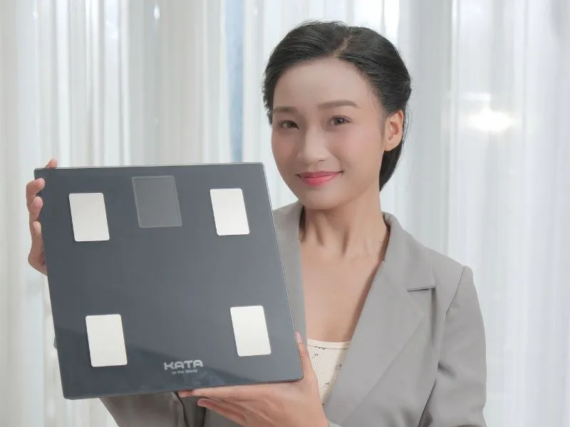 Cân sức khỏe điện tử loại nào tốt?