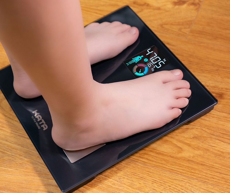 KATA CS20M được trang bị bề mặt kính cường lực dày dặn