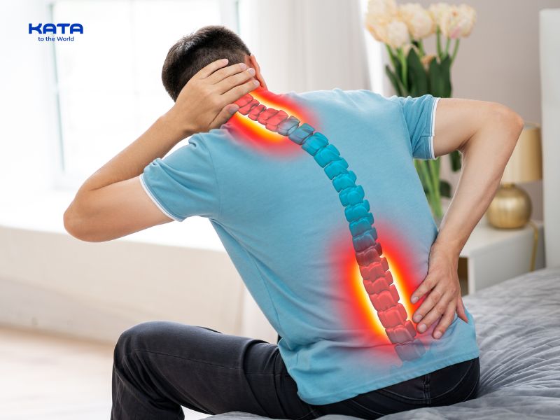 Chấn thương cột sống cổ cũng hiến cơ dựng sống bị đau