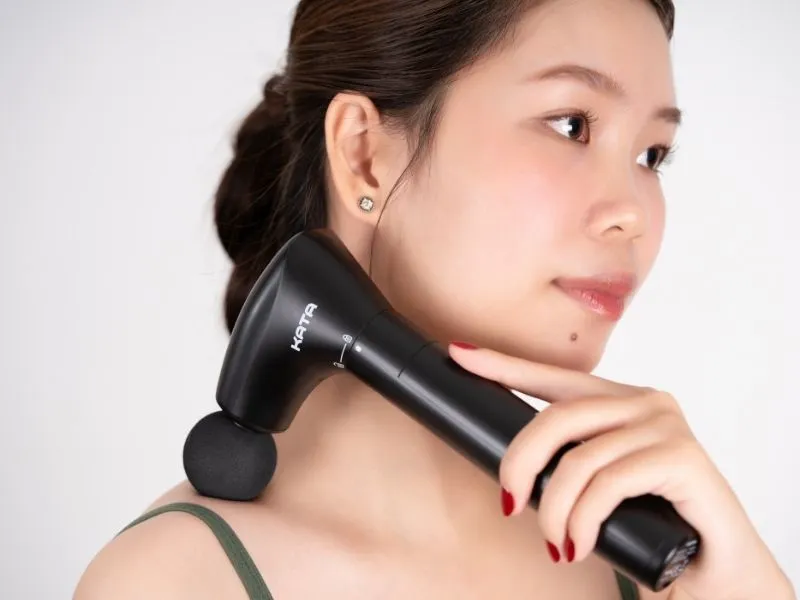 Ưu tiên súng massage có nhiều mức cường độ nhẹ