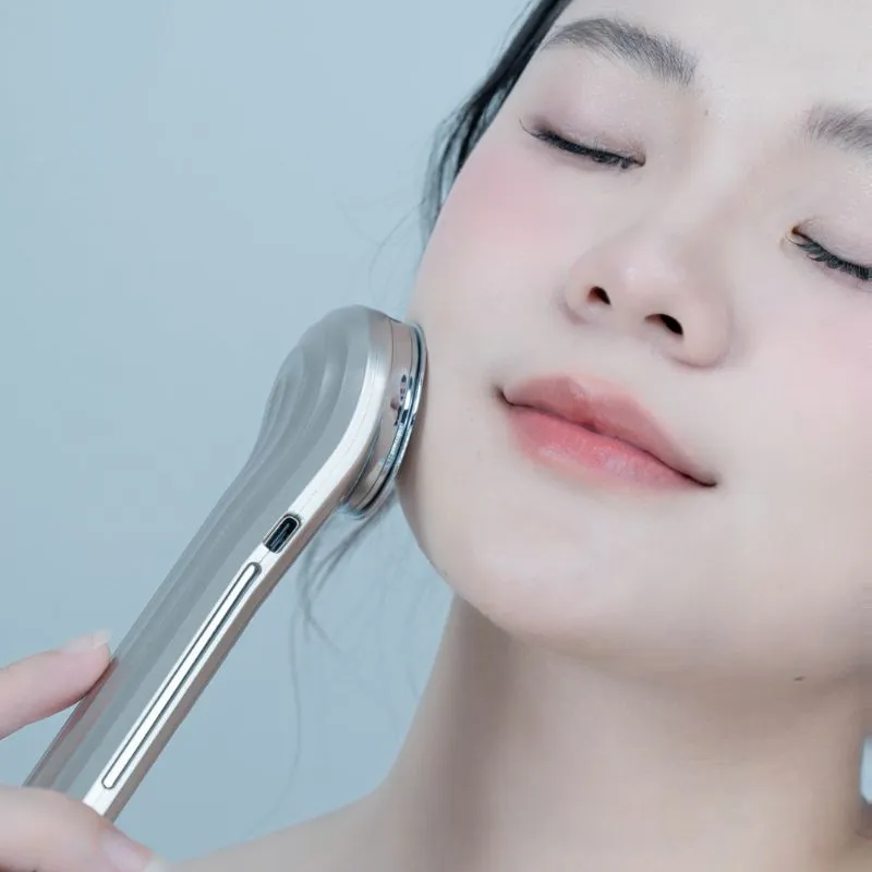 Cách sử dụng máy đẩy tinh chất chính xác và hiệu quả