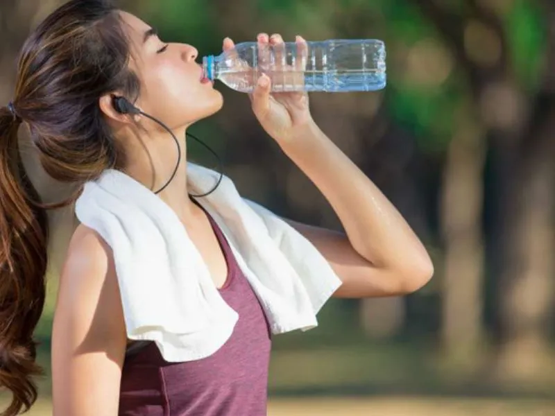 Bổ sung nước và điện giải