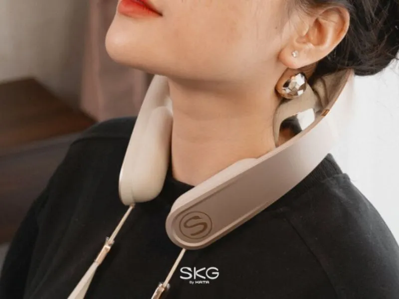 Máy massage cổ SKG P7-2