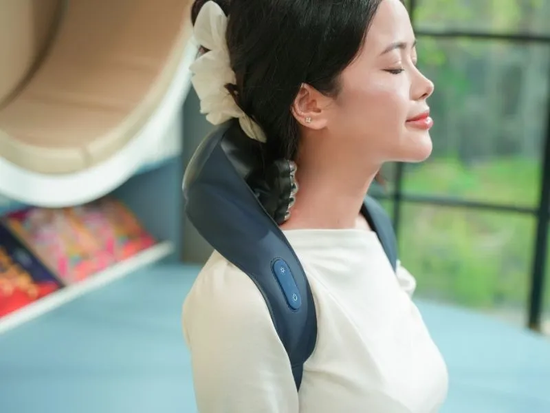 Ưu điểm khi mua máy massage cổ chính hãng
